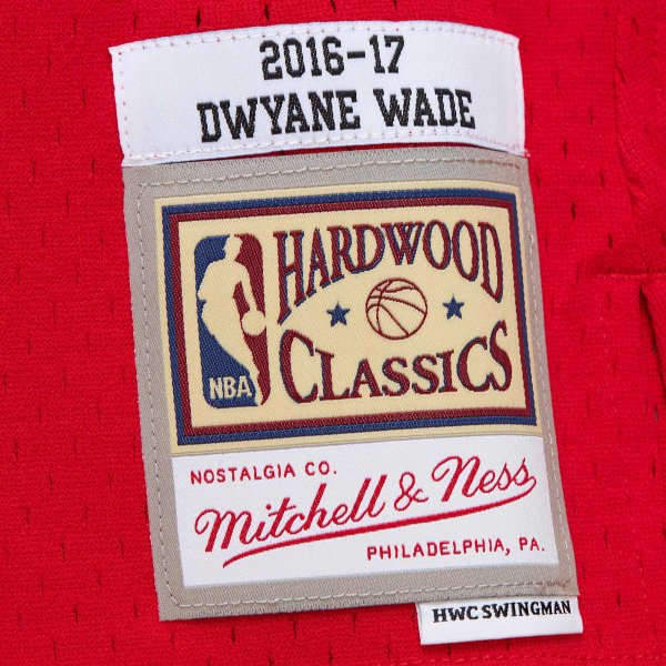 Men's Chicago Bulls Dwyane Wade Mitchell & Ness Red 2016/17 Hardwood Classics Swingman Jersey